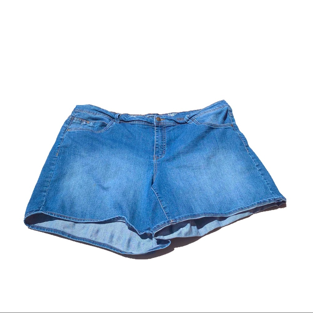 Hollywood and Vine shorts